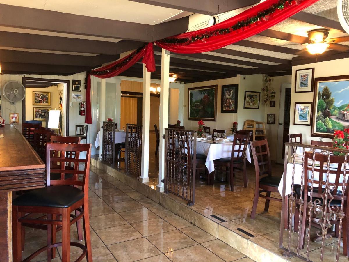 Tio Pepe'S Guest House Aibonito 外观 照片
